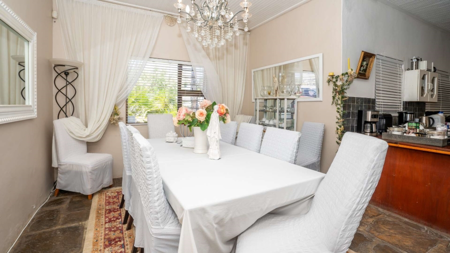 8 Bedroom Property for Sale in Country Club Western Cape